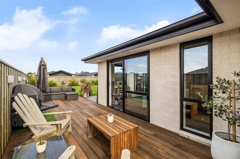 Photo of property in 16 Crossley Avenue, Woodend, 7610