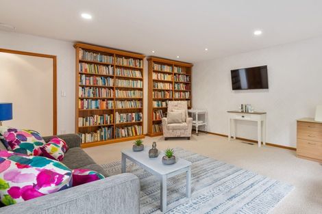 Photo of property in 14 Cobbe Place, Pomare, Rotorua, 3015