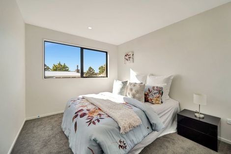 Photo of property in 12/106 Triangle Road, Massey, Auckland, 0614