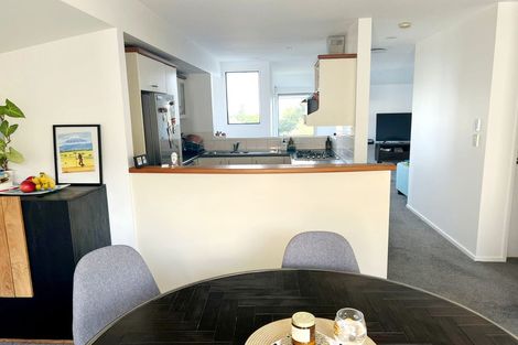 Photo of property in 4/262 Onewa Road, Birkenhead, Auckland, 0626