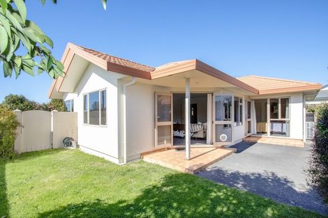 Photo of property in 52 Neeve Road, Taradale, Napier, 4112