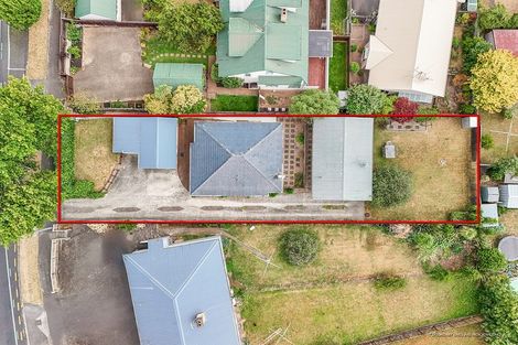 Photo of property in 116 Forest Lake Road, Forest Lake, Hamilton, 3200