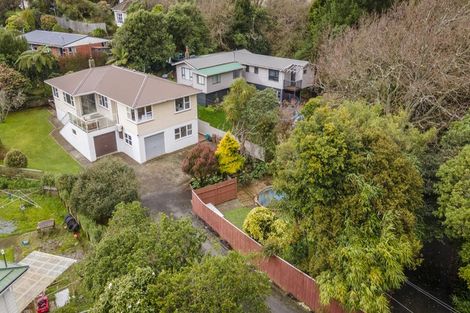 Photo of property in 3 South Street, Tawa, Wellington, 5028