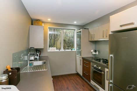 Photo of property in 14 Bracken Road, Newlands, Wellington, 6037