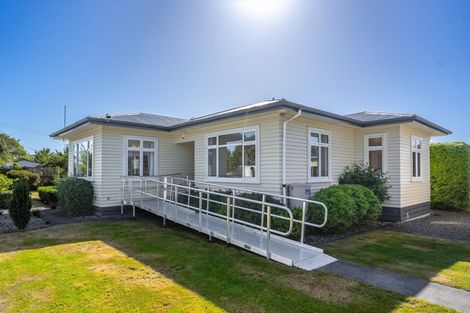 Photo of property in 28 Raglan Street, Lansdowne, Masterton, 5810