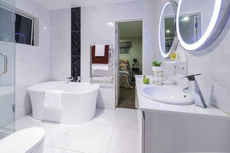 Photo of property in 32 Charlestown Drive, Flat Bush, Auckland, 2019