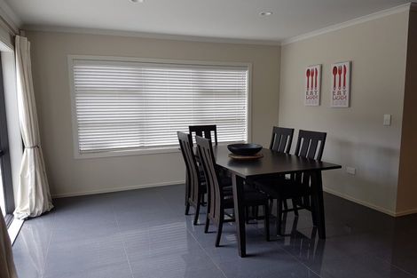 Photo of property in 8 Kilbryde Crescent, Pokeno, 2402