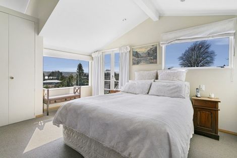 Photo of property in 31 Chesham Avenue, Waipahihi, Taupo, 3330