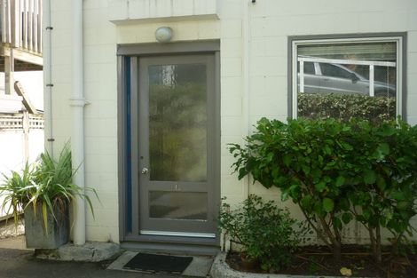 Photo of property in Sherwood Mews, 28l Bidwill Street, Mount Cook, Wellington, 6021