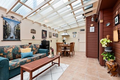 Photo of property in 239a Whites Line East, Waiwhetu, Lower Hutt, 5010