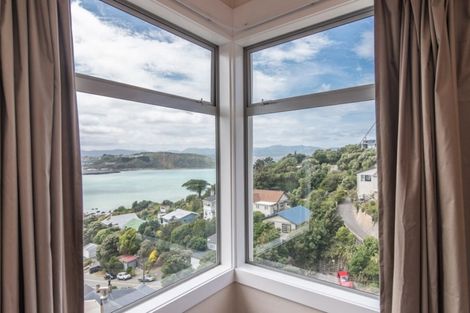 Photo of property in 24 Hungerford Road, Lyall Bay, Wellington, 6022