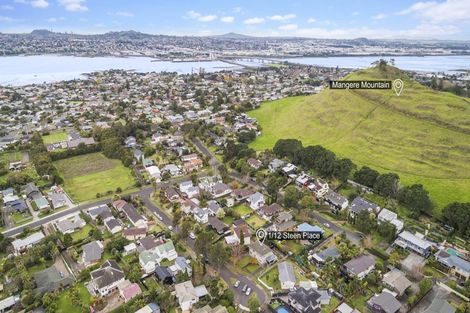 Photo of property in 1/12 Steen Place, Mangere Bridge, Auckland, 2022