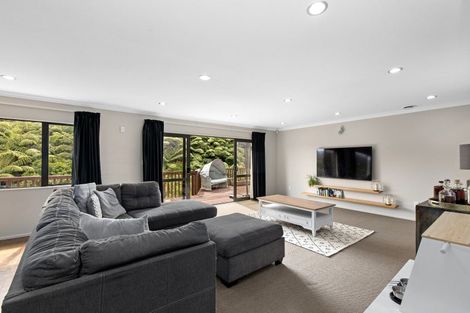Photo of property in 73 Percy Kinsman Crescent, Riverstone Terraces, Upper Hutt, 5018