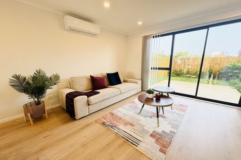 Photo of property in 2/31 Normandy Place, Henderson, Auckland, 0610