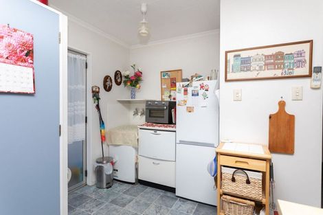 Photo of property in 9 Mccallum Street, Dannevirke, 4930