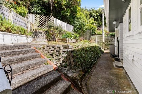 Photo of property in 11 Wrights Hill Road, Karori, Wellington, 6012