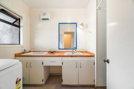 Photo of property in 17 Porikapa Road, Owhata, Rotorua, 3010