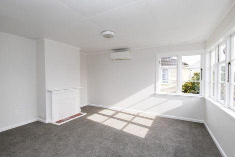 Photo of property in 9 Hayward Road, Ngatea, 3503