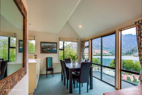 Photo of property in Marina Village, 1/10 Marina Drive, Frankton, Queenstown, 9300