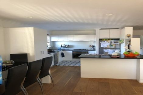 Photo of property in 49 Millennial Way, Orewa, 0931