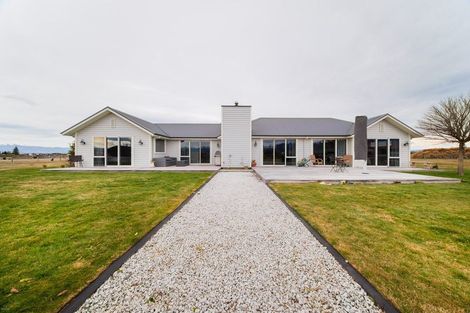 Photo of property in 2 Homestead Avenue, Twizel, 7999