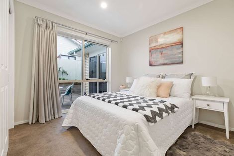 Photo of property in 10 West Street, Papakura, 2110