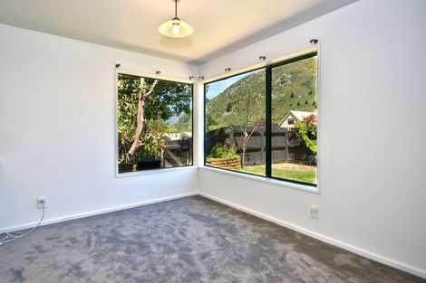 Photo of property in 19a Remarkables Crescent, Frankton, Queenstown, 9300