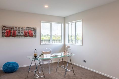 Photo of property in 2 Paiaka Place, Rototuna North, Hamilton, 3210