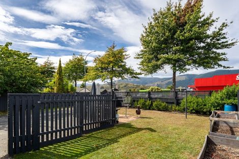 Photo of property in 1/690 Main Road, Stoke, Nelson, 7011