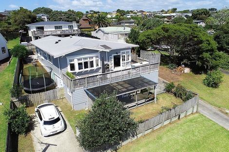Photo of property in 1/6 Sundown Avenue, Manly, Whangaparaoa, 0930