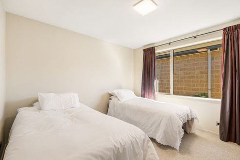 Photo of property in 10 Henderson Drive, Alexandra, 9320