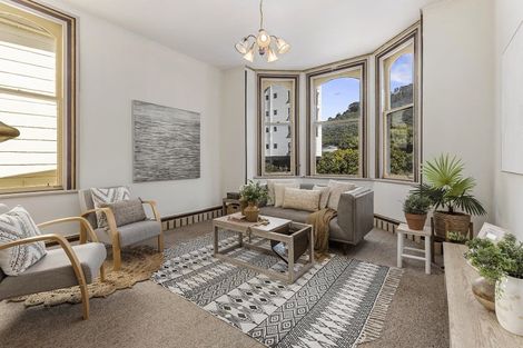 Photo of property in 18 Portland Crescent, Thorndon, Wellington, 6011