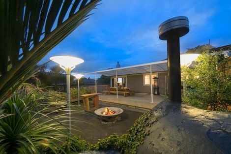 Photo of property in 100 Swanson Road, Henderson, Auckland, 0610
