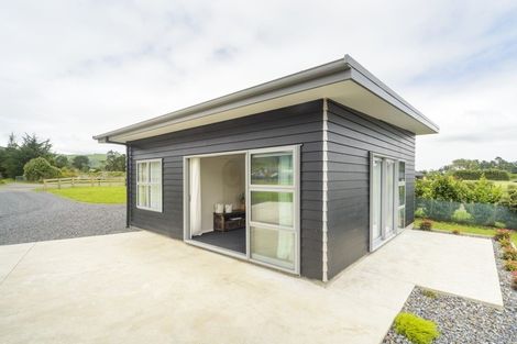 Photo of property in 15 Highland View Drive, Tokomaru, Palmerston North, 4474