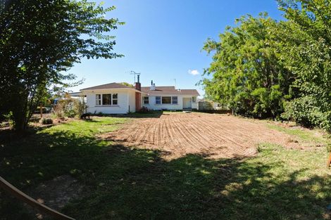 Photo of property in 1915 State Highway 2, Waipukurau, 4275