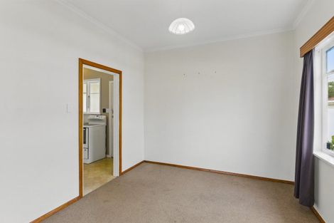 Photo of property in 18 Hannan Street, Levin, 5510