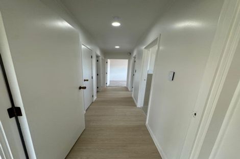 Photo of property in 46 Peverill Crescent, Papatoetoe, Auckland, 2025