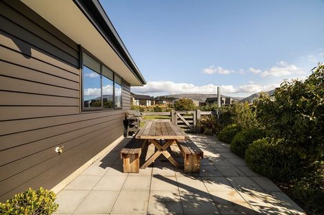 Photo of property in 12 Kereru Crescent, Wanaka, 9305