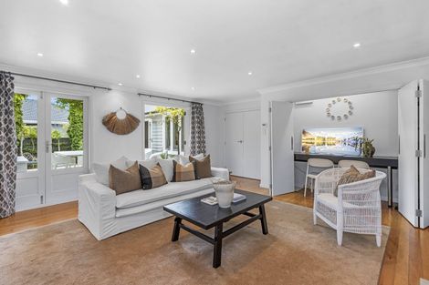 Photo of property in 107 Hamilton Avenue, Ilam, Christchurch, 8041