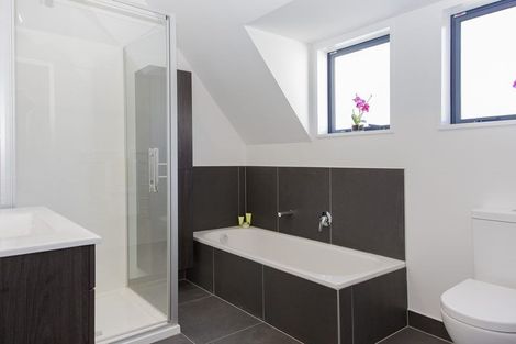 Photo of property in Cornwall Gardens, 2/27 Cornwall Street, St Albans, Christchurch, 8014