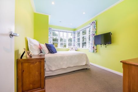 Photo of property in 3 Sellers Grove, Taita, Lower Hutt, 5011