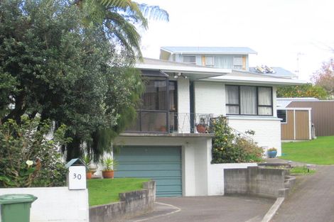 Photo of property in 30 Lynwood Place, Brookfield, Tauranga, 3110