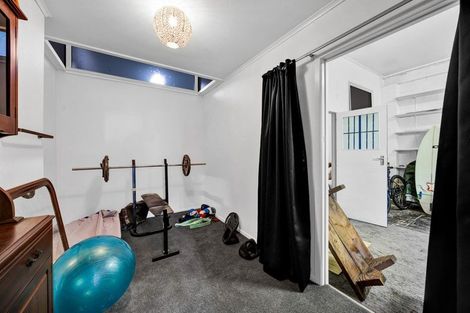 Photo of property in 3 Cowling Road, Hurdon, New Plymouth, 4310