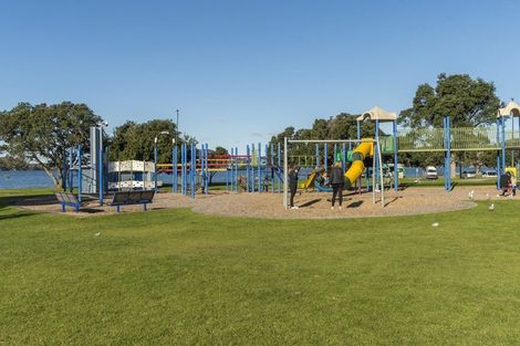 Photo of property in 2/14 Twelfth Avenue, Tauranga South, Tauranga, 3112