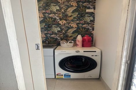 Photo of property in 3 Kamaka Road, Mangere Bridge, Auckland, 2022