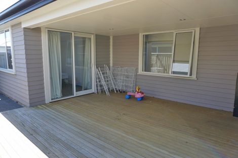 Photo of property in 22 Pounamu Place, Pegasus, 7612