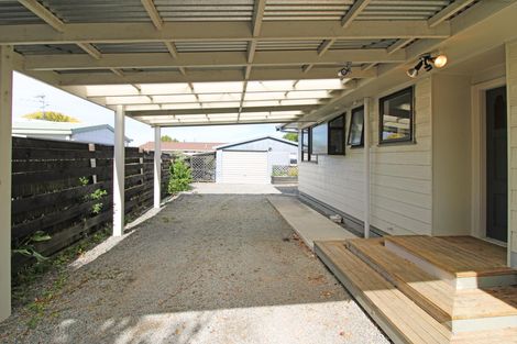 Photo of property in 28 King Street, Carterton, 5713