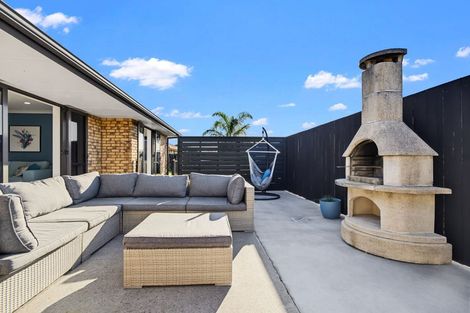 Photo of property in 64 Arabian Drive, Papamoa Beach, Papamoa, 3118