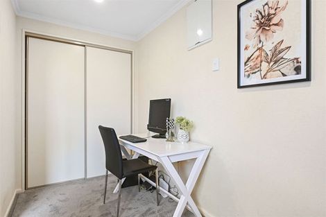 Photo of property in 18 Langley Place, Belfast, Christchurch, 8051