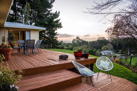 Photo of property in 35 Shady Lane, Welcome Bay, Tauranga, 3175